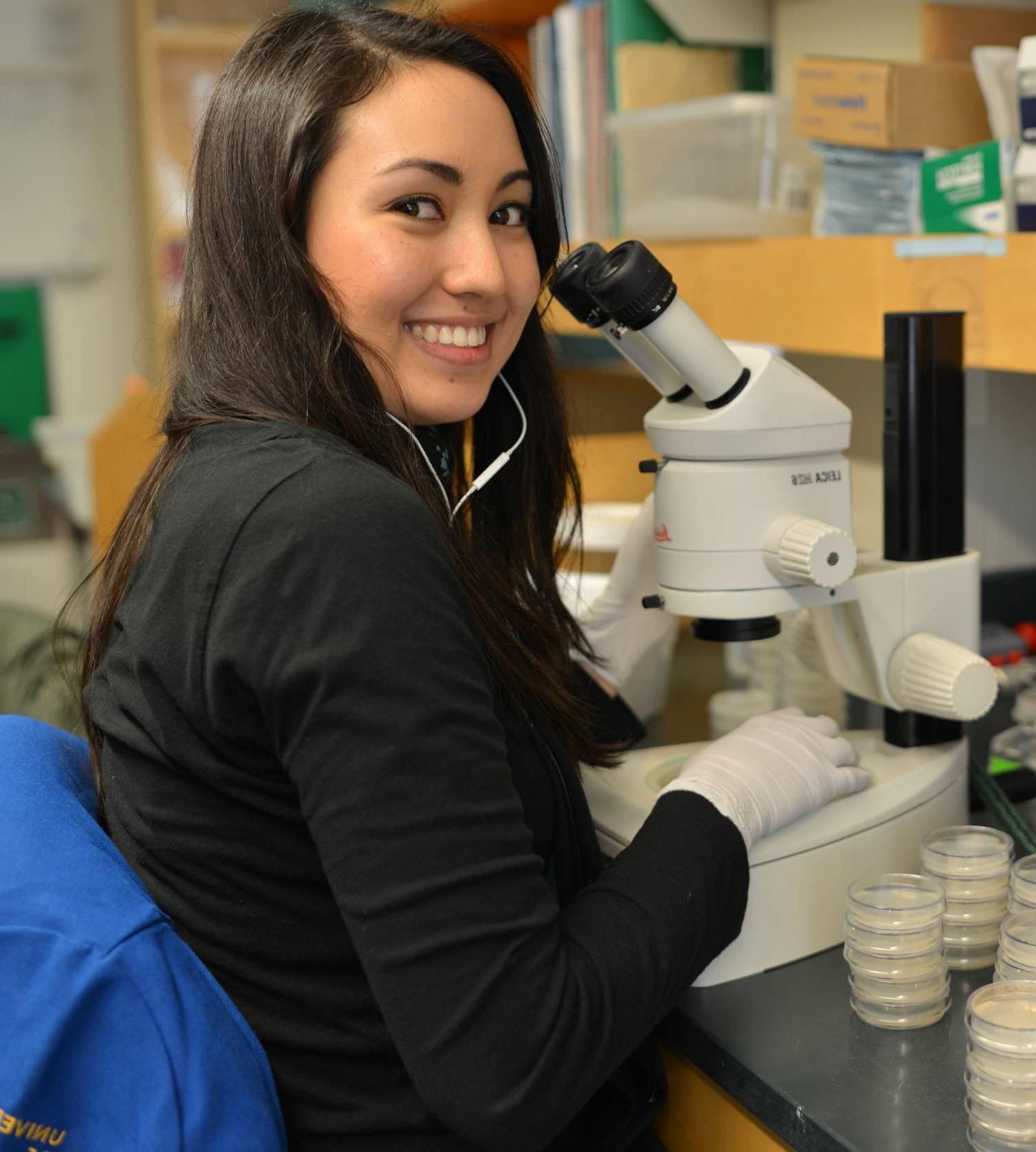 Alum Kelli Benedetti